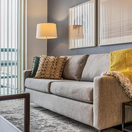 Landing At Axis Waterfront - 1 Bedroom In Downtown Benbrook